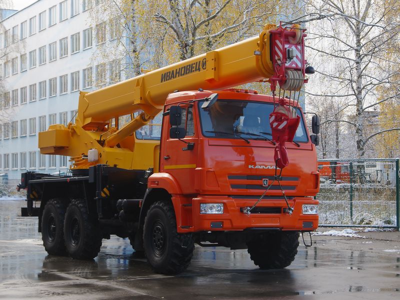 16-тонные автокраны ИВАНОВЕЦ на российском рынке