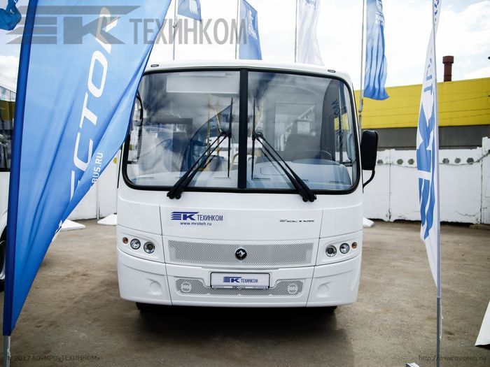 Компания ТЕХИНКОМ организовала презентацию нового семейства автобусов Vector Next