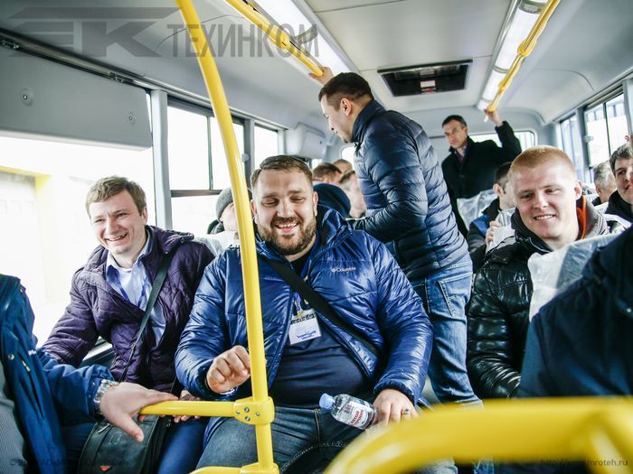 Компания ТЕХИНКОМ организовала презентацию нового семейства автобусов Vector Next