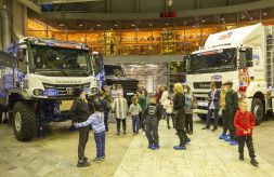 «КАМАЗ» организовал праздник для детей мобилизованных челнинцев