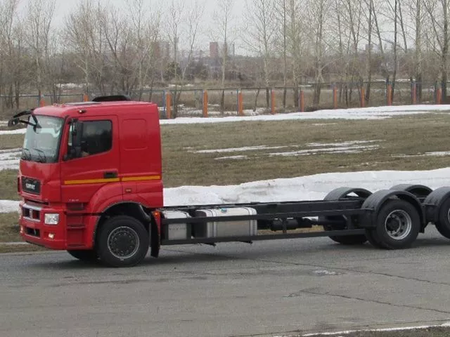 Шасси КАМАЗ 65208