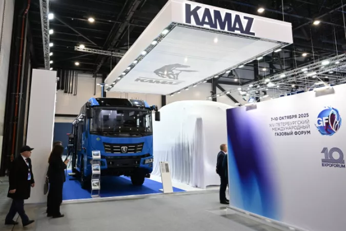 На ПМГФ-2025 презентованы усовершенствованные передвижные мастерские КАМАЗ-62501