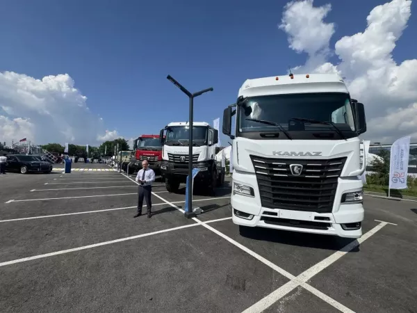 «КАМАЗ» представил автотехнику на выставке в рамках саммита «Россия – АСЕАН»