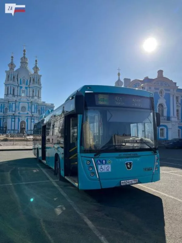 «КАМАЗ» поставил в Санкт-Петербург крупную партию автобусов