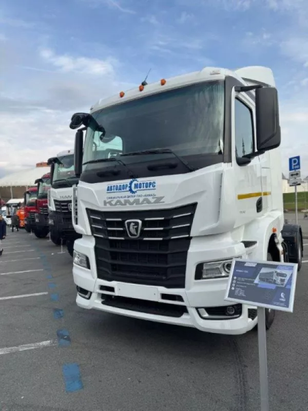 «КАМАЗ» презентовал автотехнику поколения К5 представителям ведущих арабских СМИ