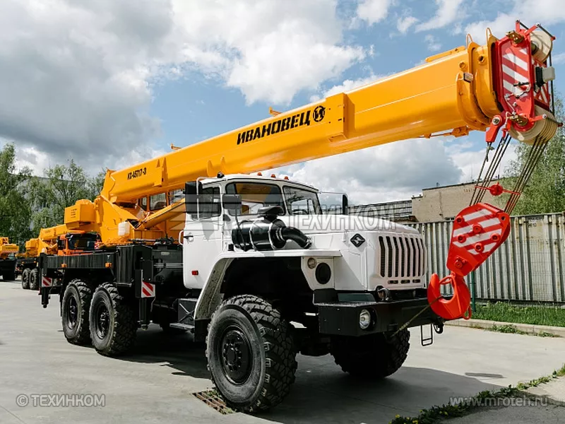 Автокран ИВАНОВЕЦ КС-45717-3В