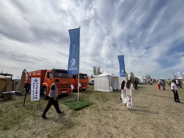 Автотехника КАМАЗ на агровыставке в Казахстане
