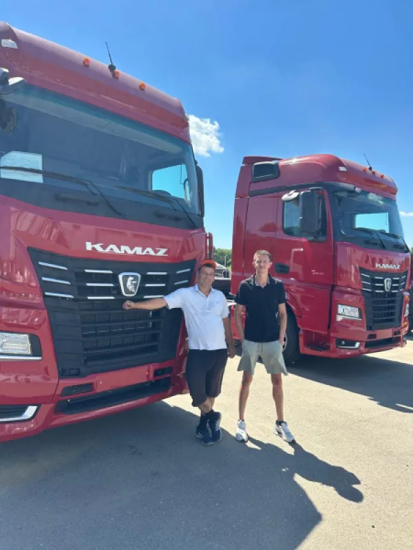 Новейшие КАМАЗы для российской транспортной компании