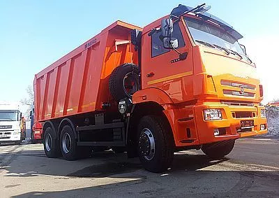 Самосвал КАМАЗ-6520