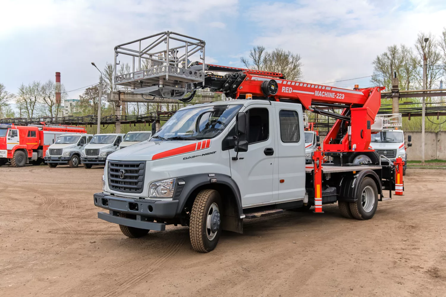 Автогидроподъемник Red Machine/22 на базе ГАЗ C42R33