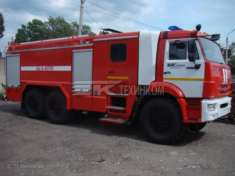 Автоцистерна пожарная АЦ-8-40(70) (43118) кабина салонного типа