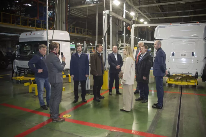 «КАМАЗ» посетила делегация АО «МЛЗ»