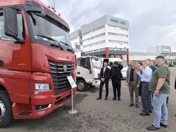 Представители предприятий Смоленской области посетили «КАМАЗ»