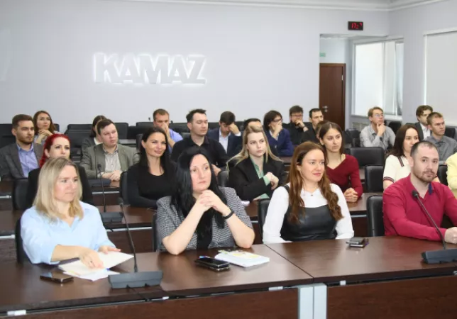 Камазовцам рассказали о возможности реализации молодёжных проектов