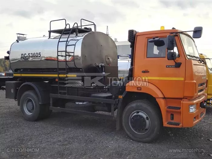 Автогудронатор ДС-53605