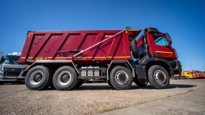 Новейший самосвал КАМАЗ успешно прошёл тестовую эксплуатацию