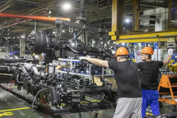 На «КАМАЗе» повышают эффективность главных сборочных конвейеров 