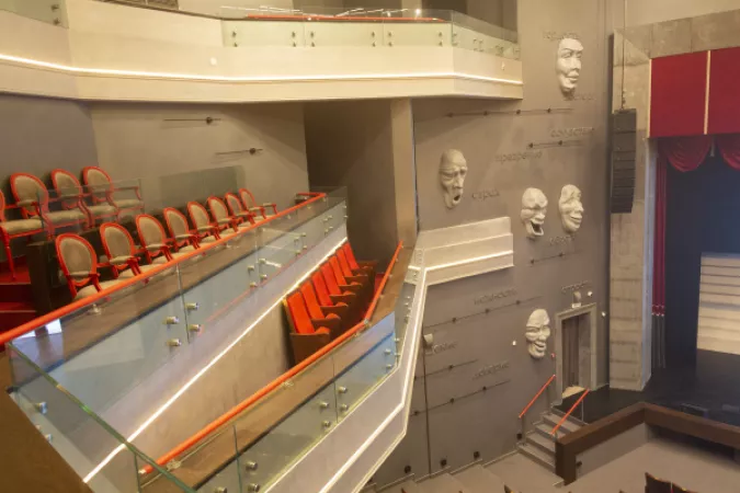 Со сцены – о камазовцах