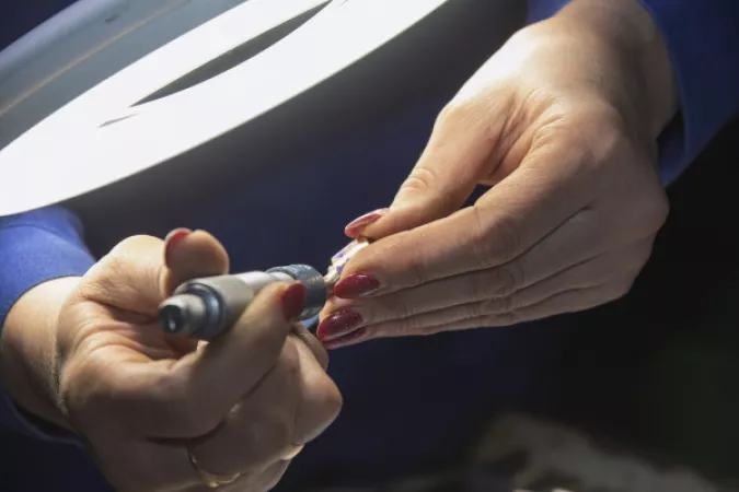 На РИЗе внедрили увеличительные лупы для высокоточной работы