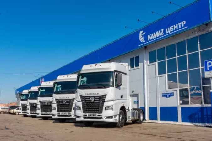 Перевозчик из Омска приобрёл партию тягачей КАМАЗ-54901