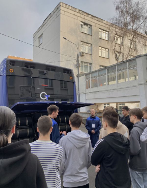 «СЭТранс» пригласил московских студентов на работу