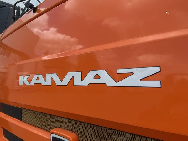 «КАМАЗ» выплачивает вознаграждение сотрудникам