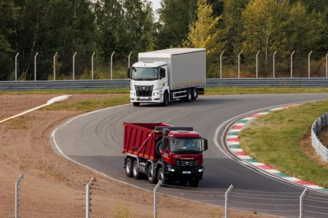 В Казани протестировали новейшую автотехнику КАМАЗ