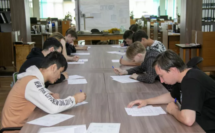 На прессово-рамном заводе определили лучшего инженера-конструктора