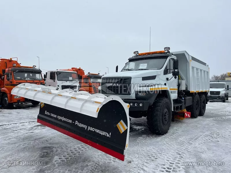 Комбинированная дорожная машина Р-5557