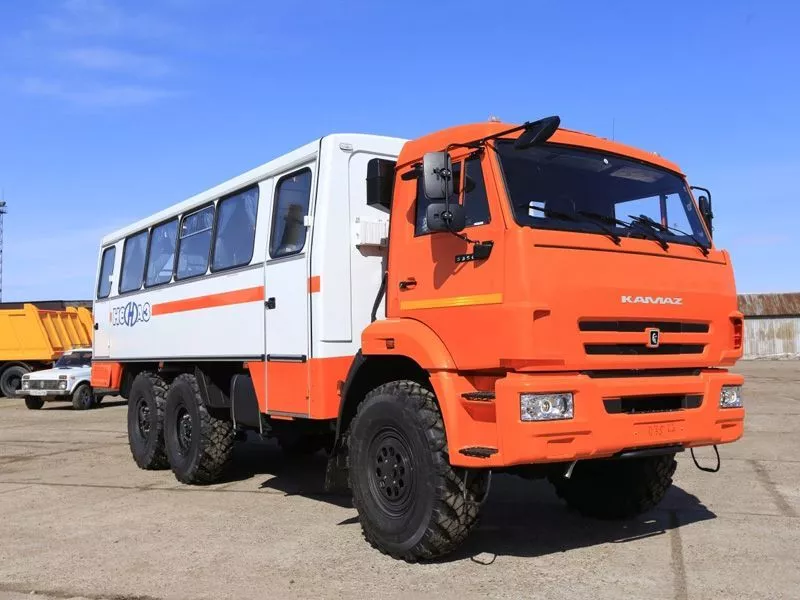 Автобус вахтовый НЕФАЗ 4208-0000511-01