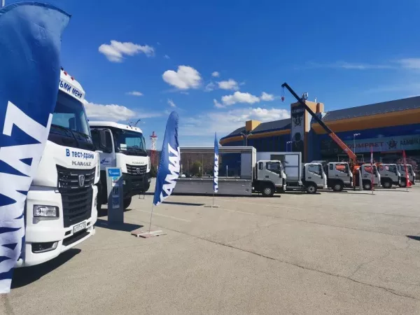 Автотехника КАМАЗ поколения К5 презентована на международной выставке во Владивостоке