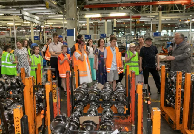 День открытых дверей для детей камазовцев