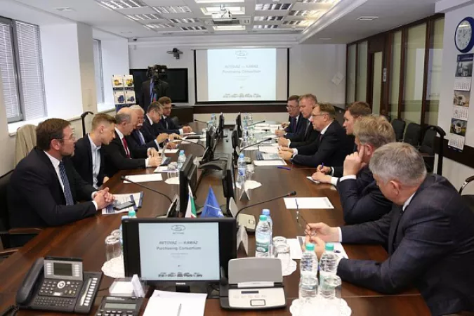 «КАМАЗ» посетила делегация «АВТОВАЗа»
