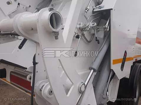 Мусоровоз МКЗ-50-18 на шасси КАМАЗ 65115