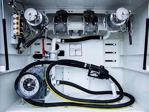 Автотопливозаправщик (АТЗ) CHAMELEON-17 на шасси МАЗ-6312