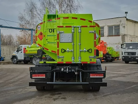 Автотопливозаправщик CHAMELEON-10 на шасси КАМАЗ 53605