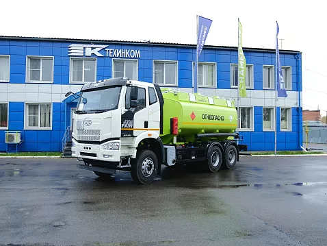  Автотопливозаправщик Chameleon-15 на шасси FAW J6 CA3250