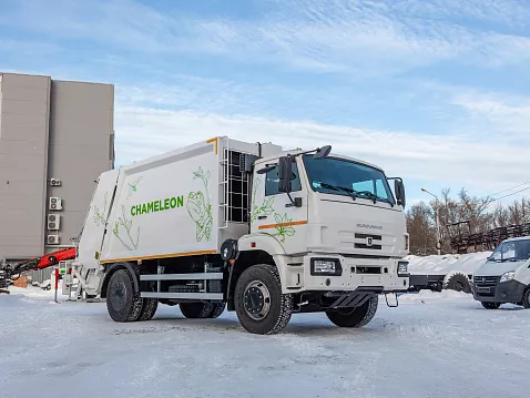 Мусоровоз с задней загрузкой Chameleon МТБ-16. На шасси КАМАЗ-53605.