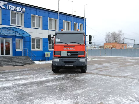 Автотопливозаправщик CHAMELEON-15 на шасси УРАЛ С35510