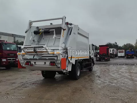 Мусоровоз МКЗ-50-15 на шасси ISUZU