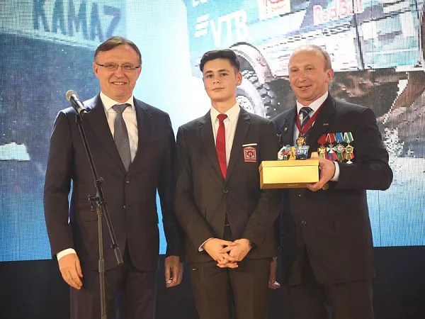 «Синей армаде» - 30!