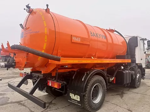Машина вакуумная АВ-11 на шасси МАЗ-534025