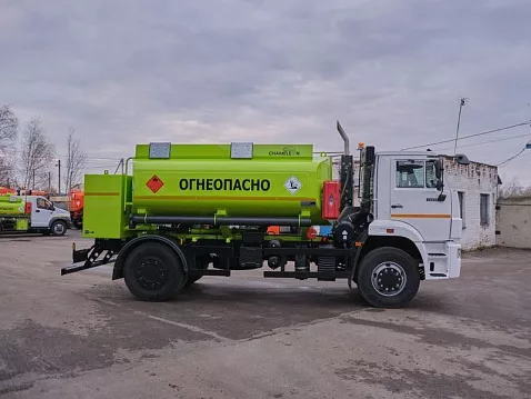 Автотопливозаправщик CHAMELEON-10 на шасси КАМАЗ 53605