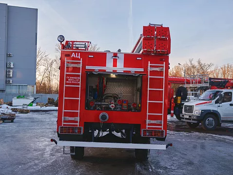 Автоцистерна пожарная АЦ-1,6-40 (С41А23)