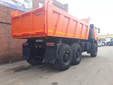 Самосвал КАМАЗ-6522