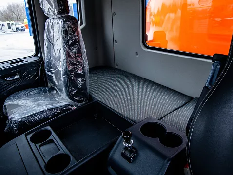 Автотопливозаправщик (АТЗ) CHAMELEON-10 на шасси DONGFENG C180S