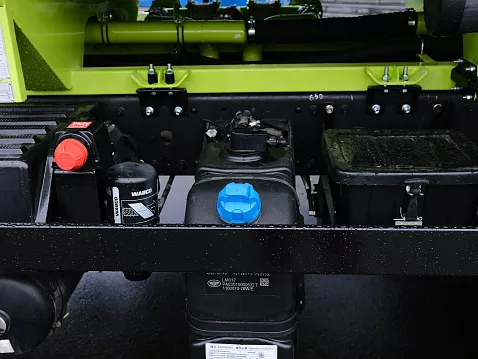 Автотопливозаправщик Chameleon-15 на шасси FAW J6 CA3250