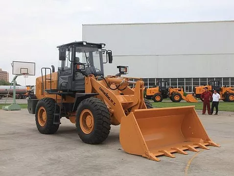 Фронтальный погрузчик Lonking LG833N