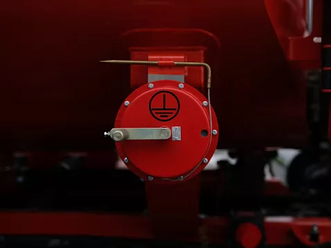 Автотопливозаправщик CHAMELEON-15 на шасси УРАЛ С35510