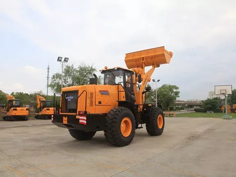 Фронтальный погрузчик Lonking CDM856